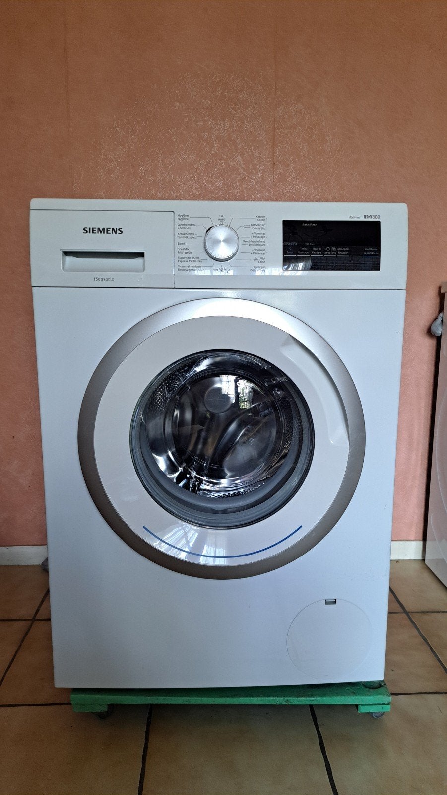 machine a laver Siemens très bonne état, Ophalen, Gebruikt, Minder dan 85 cm, 1200 tot 1600 toeren