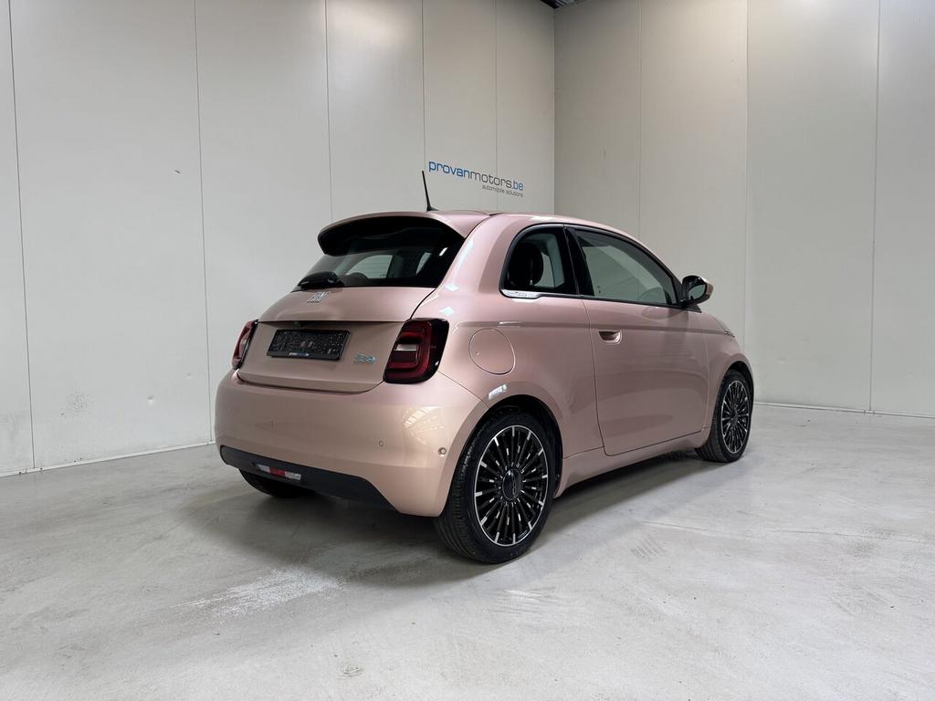 Fiat 500e 42 Kwh - Airco - GPS - 25 000 KM! Topstaat! 1Ste, Auto's, Fiat, 4 zetels, 87 kW, 0 kg, https://public.car-pass.be/vhr/3e56535b-59d5-4c26-bc11-d66703a5be09