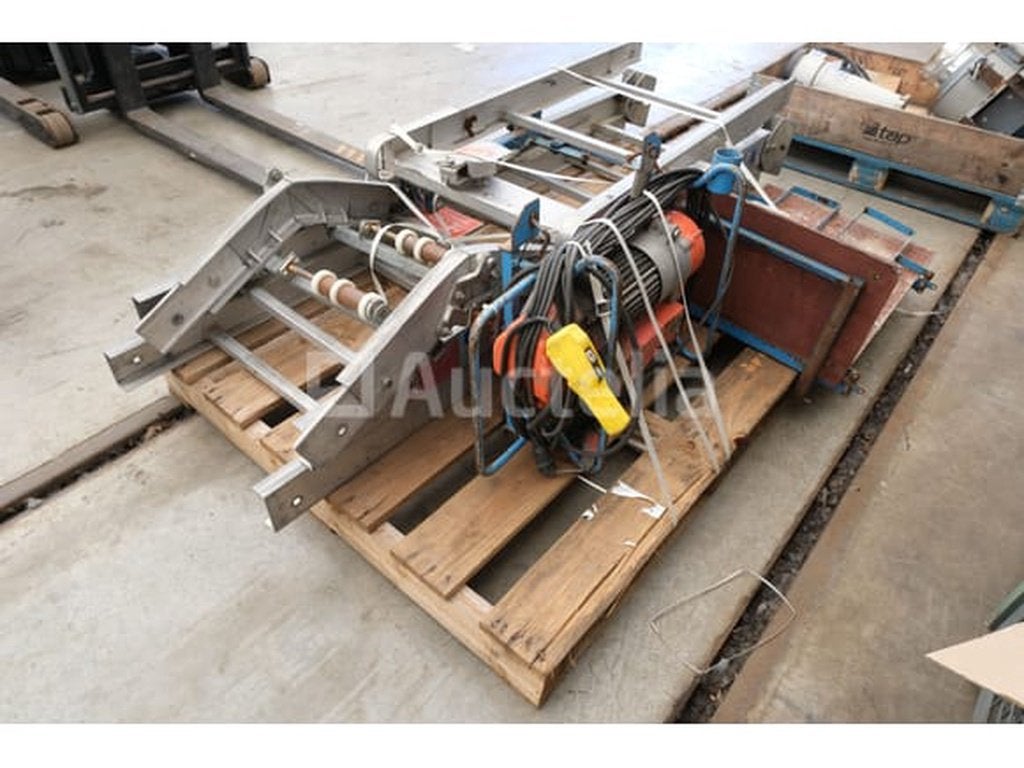 Monte charge Steinweg Toplift standard, Articles professionnels, Machines & Construction | Ascenseurs, Échafaudages & Échelles