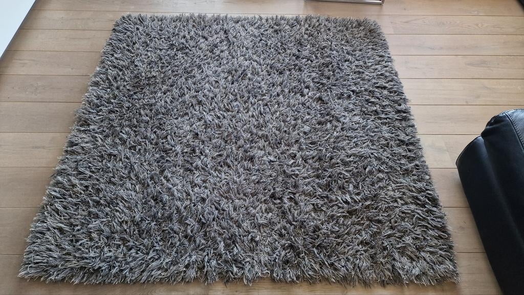 Ligne Pure Adore collectie handgeweven tapijt 150x150, Huis en Inrichting, Stoffering | Tapijten en Vloerkleden, Ophalen, Grijs