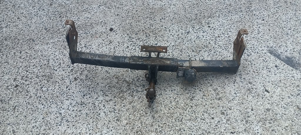 Trekhaak Toyota land-cruiser J7 . Lj70, bj70, hzj70, kzj70,, Ophalen, Gebruikt