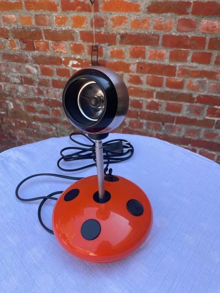 Eyeball Osram Tafel lamp, Ophalen