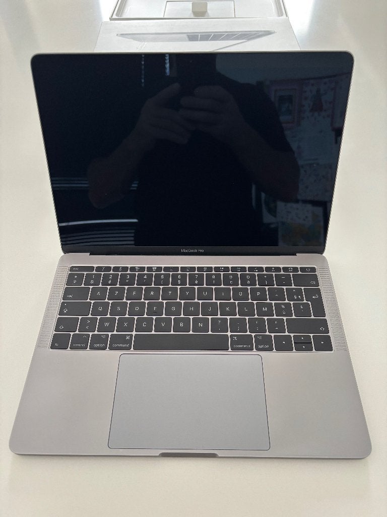 MacBook Pro 13" 2017 8GB 128GB SSD, Utilisé, Azerty, 128 GB ou moins, 2 à 3 Ghz