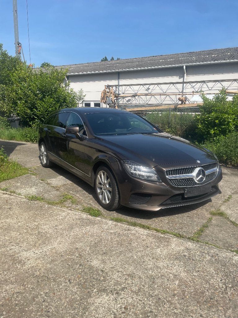 Mercedes CLS 250 4 matic van 2015, Auto's, Automaat, 4 deurs, 4 cilinders, Bruin