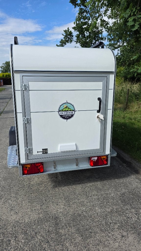 Mini-caravane, 2 lits séparés, Porte-vélos, Particulier