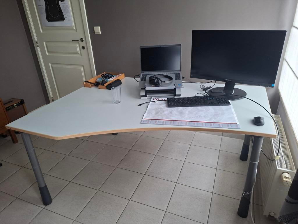 Bureau Kinnarps, Huis en Inrichting, Ophalen