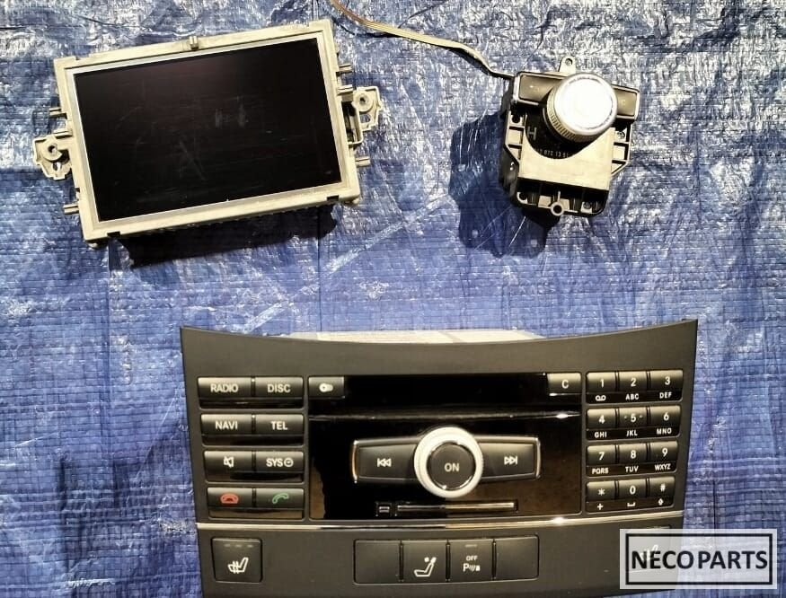 MERCEDES E KLASSE W212 RADIO NAVIGATIE NAVIGATIESYSTEEM, Auto-onderdelen, Gebruikt, Ophalen of Verzenden, Achter, -