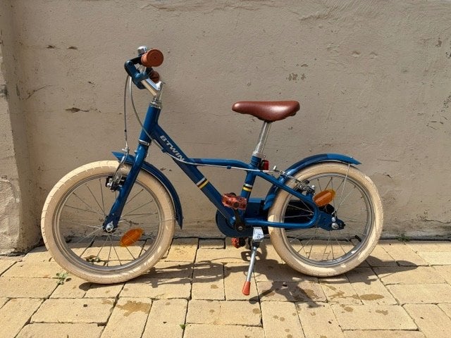 16 inch kinderfiets incl. duwstang en zijwieltjes, Fietsen en Brommers, Ophalen, Zijwieltjes, 16 tot 20 inch, Velgrem