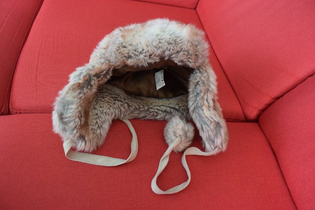Ushanka ( toque russe) fourrure, Vêtements | Femmes, Enlèvement, Comme neuf, Bonnet