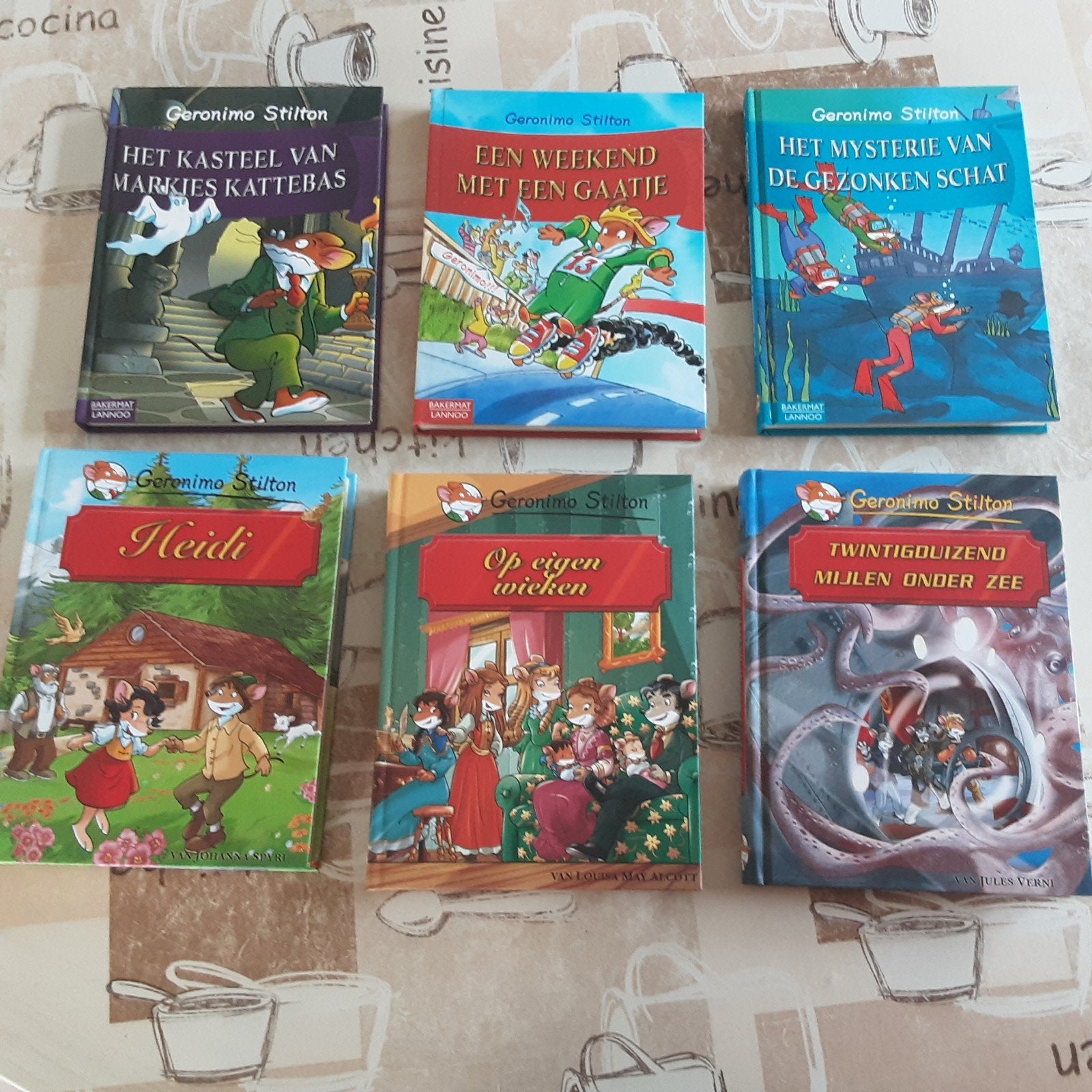 10 boeken van Geronimo stilton, Ophalen of Verzenden, Zo goed als nieuw