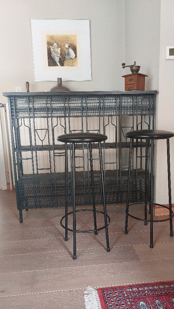 barmeubel met schaakbord-tegelblad + 2 barkrukken, Ophalen, Inclusief barstoelen