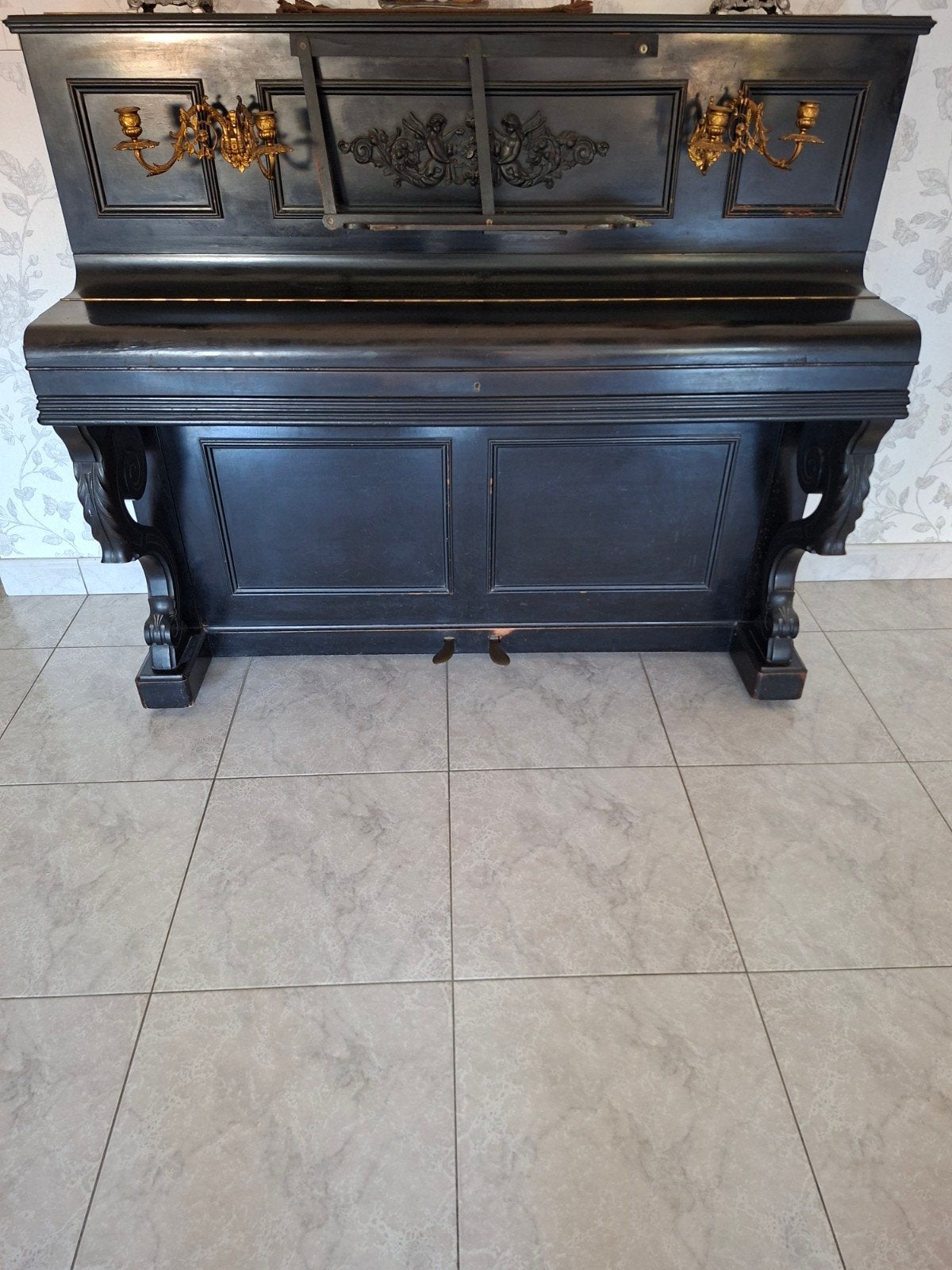 Buffetpiano, Enlèvement