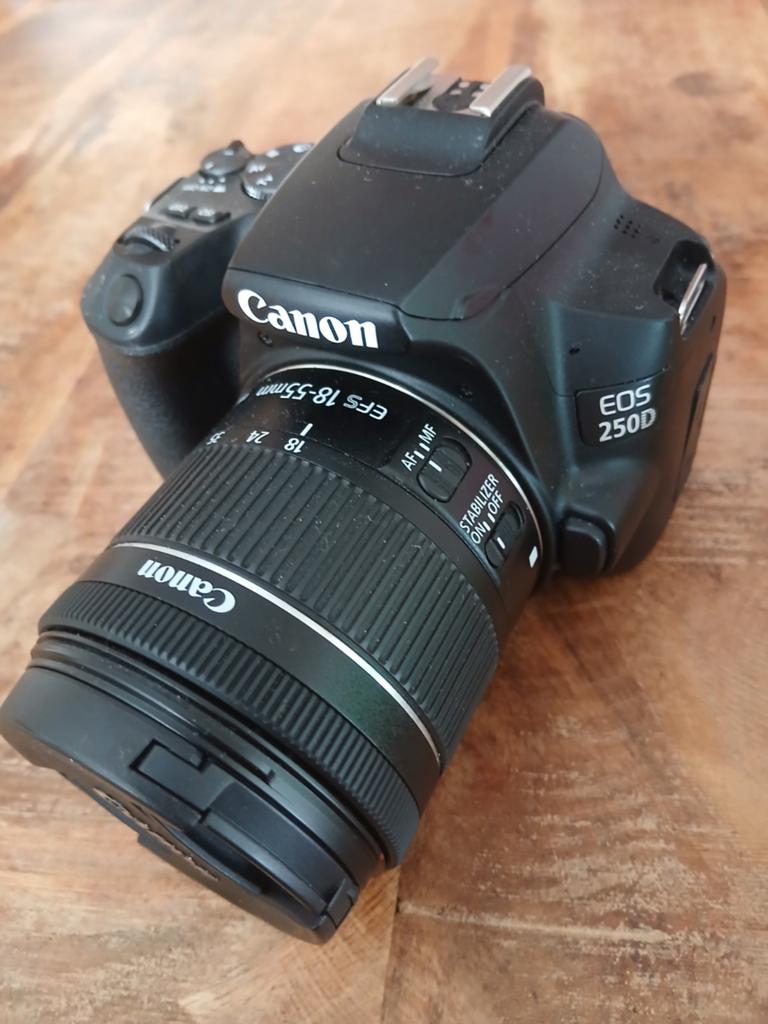 Canon EOS 250D, Audio, Tv en Foto, Fotocamera's Digitaal, Spiegelreflex, Canon, Ophalen