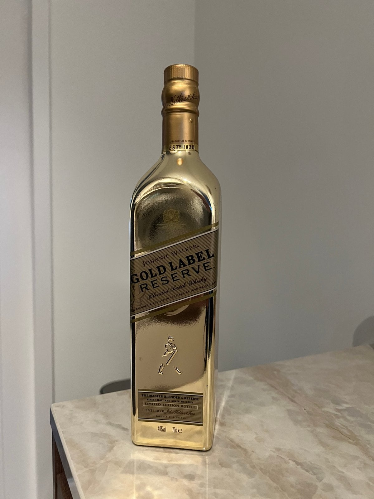 Johnnie Walker Gold Label Reserve Limited Edition, Verzamelen, Ophalen of Verzenden, Nieuw