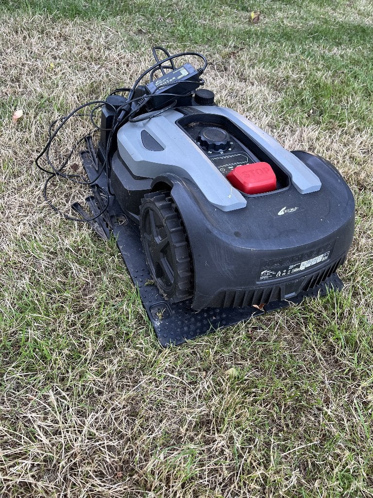 Tondeuse à gazon robotique Zoef Teun 300 m², Enlèvement ou Envoi, Comme neuf, Contrôlable via l'application