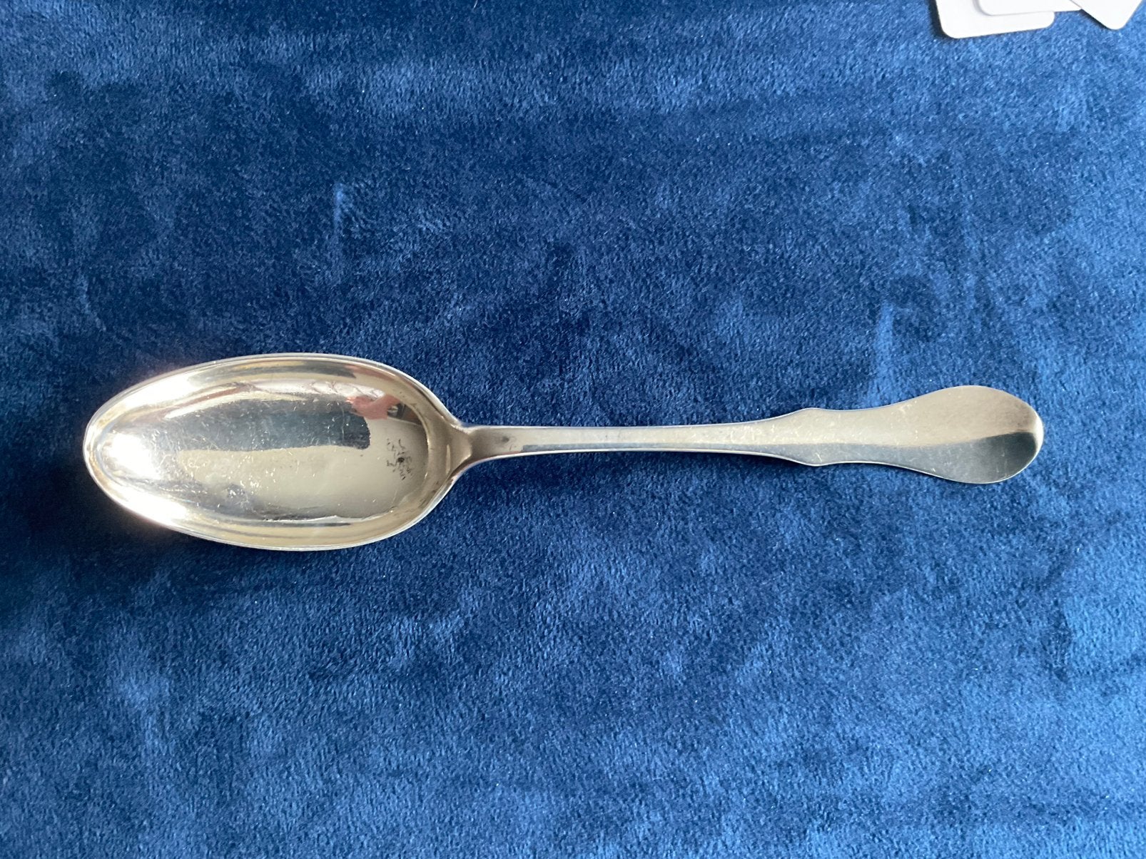 CUILLÈRE EN ARGENT — JOHANNES BAPTISTE TIELEMANS -BRUXELLES, Antiquités & Art, Envoi
