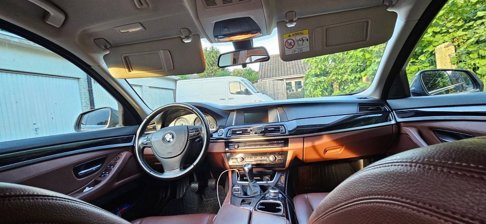 Bmw 518d 2015, Capteur de stationnement, Boîte manuelle, Autres couleurs, 5 portes