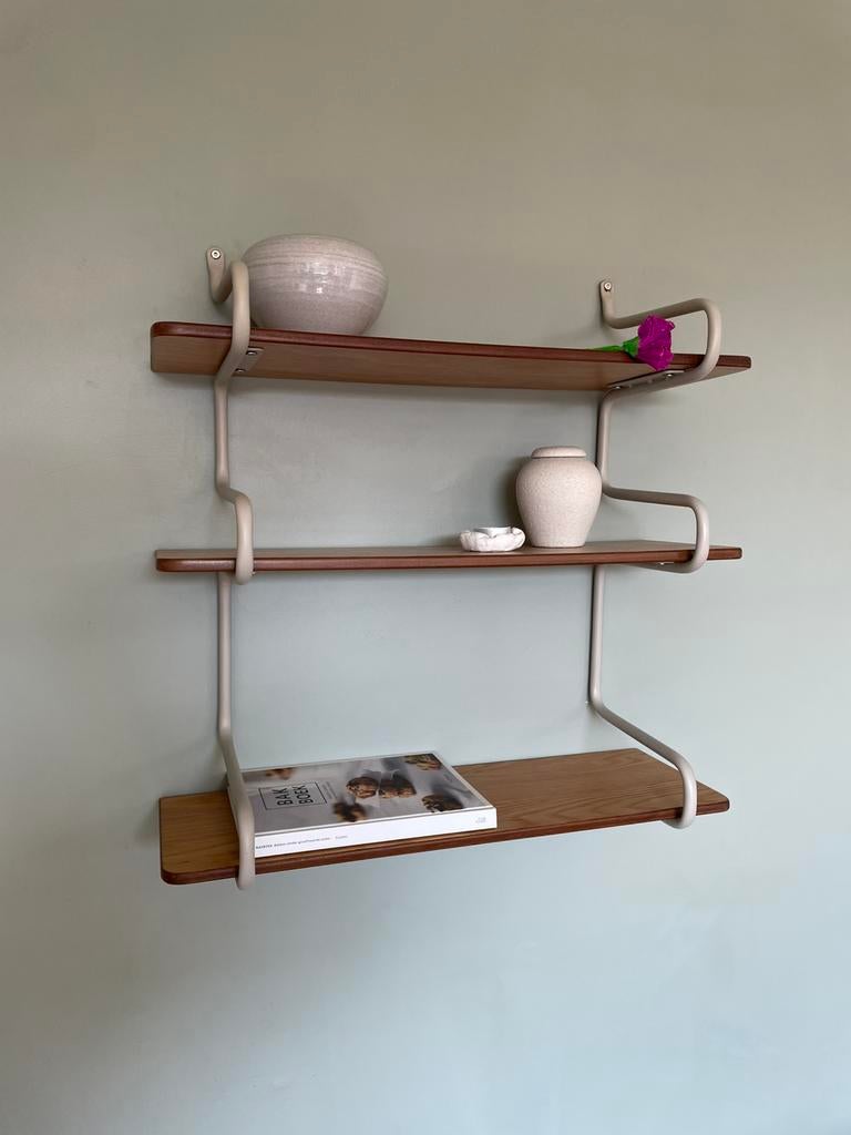 Modern houten muurrekje, Huis en Inrichting, Woonaccessoires | Wandplanken en Boekenplanken, Ophalen, Zo goed als nieuw