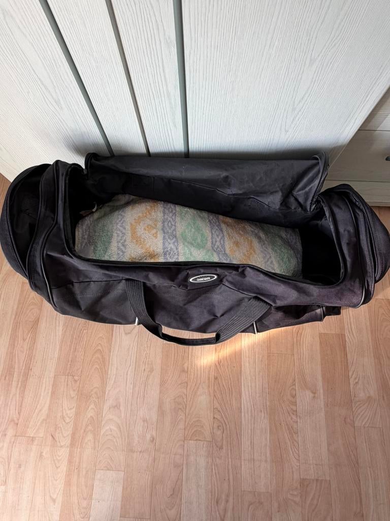 Te koop sport of reistas, Ophalen