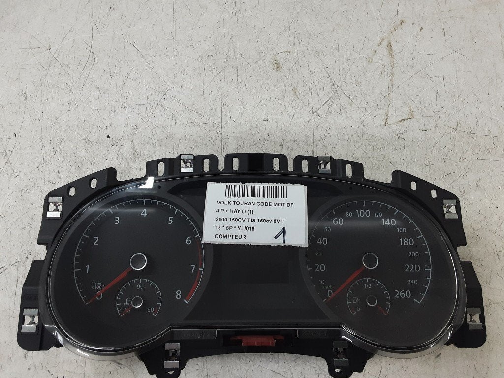COMPTEUR DE VITESSE Volkswagen Touran (5T1) (5TA920750C), Volkswagen, Mevr. I. Hauben, Utilisé, Rue de l'Espoir 34 34
4030  GRIVEGNÉE, BE