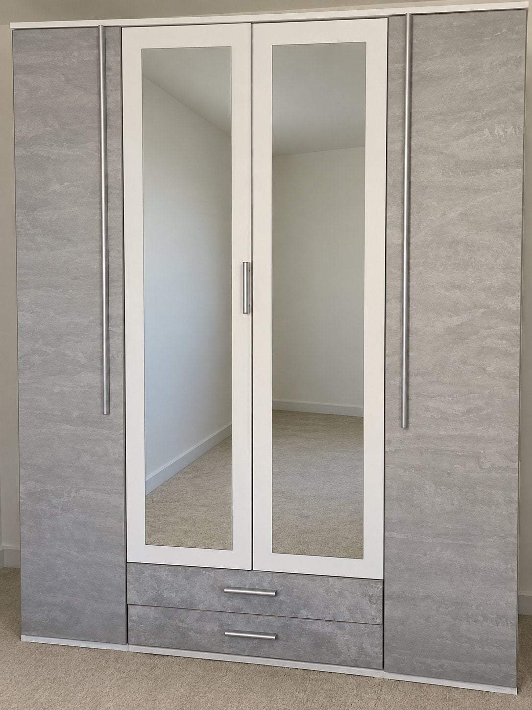 ARMOIRE À VENDRE – 115 € (prix négociable), Enlèvement, Comme neuf, Avec porte(s)