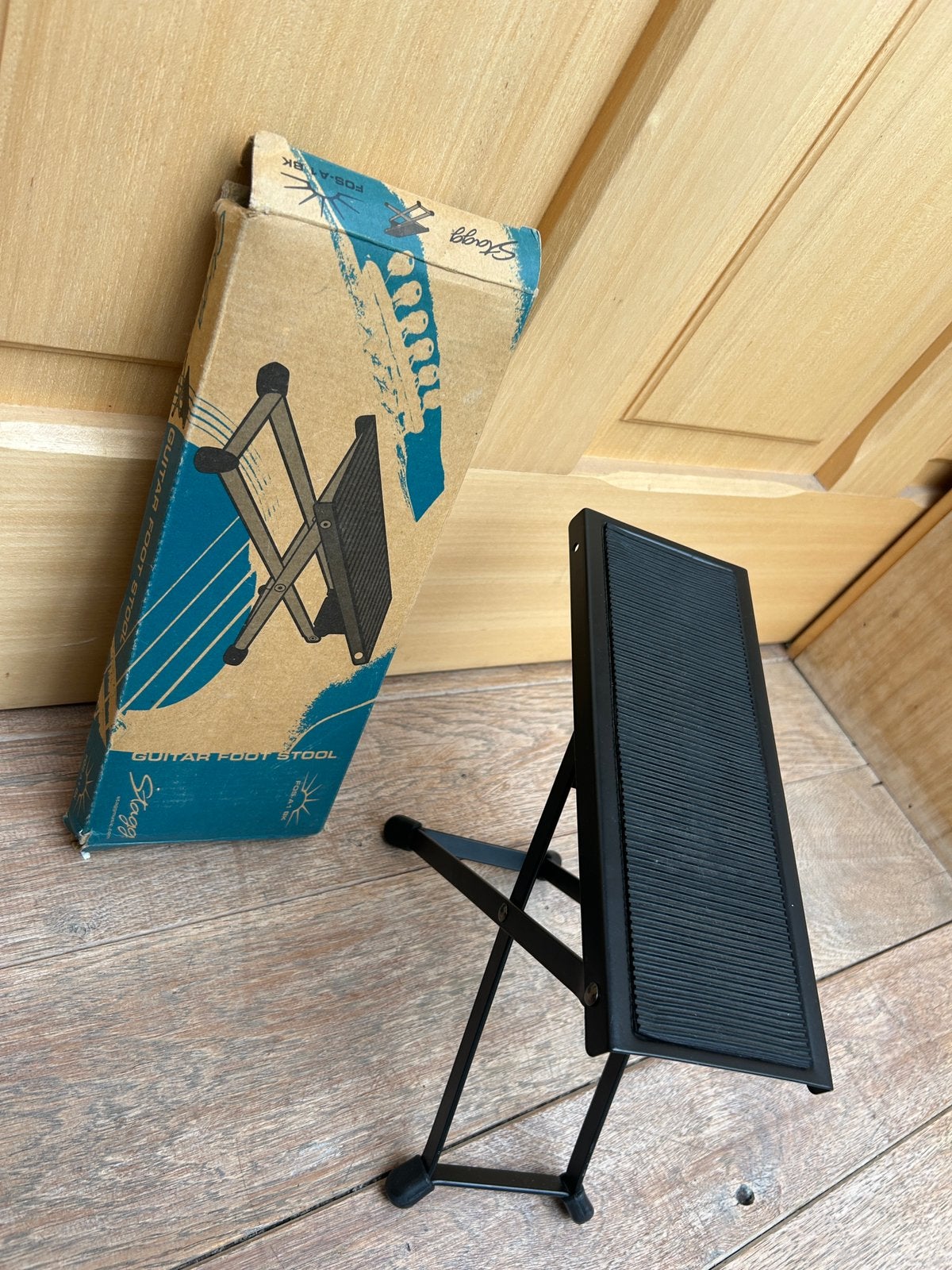 Repose-pieds pour guitare, Enlèvement, Comme neuf