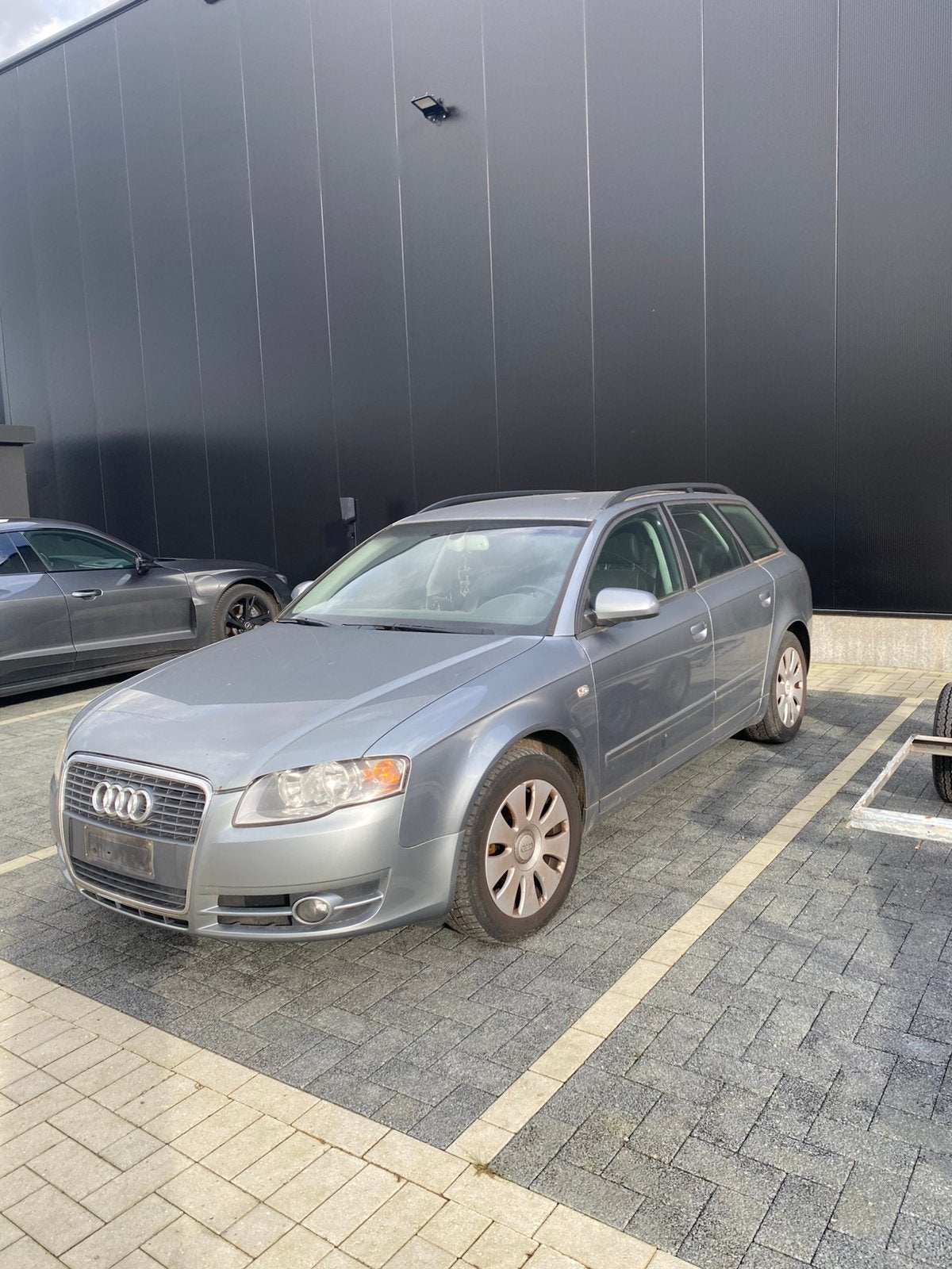 Audi A4 avant 1.9tdi, Autos, Cuir, Argent ou Gris, Achat, Boîte manuelle
