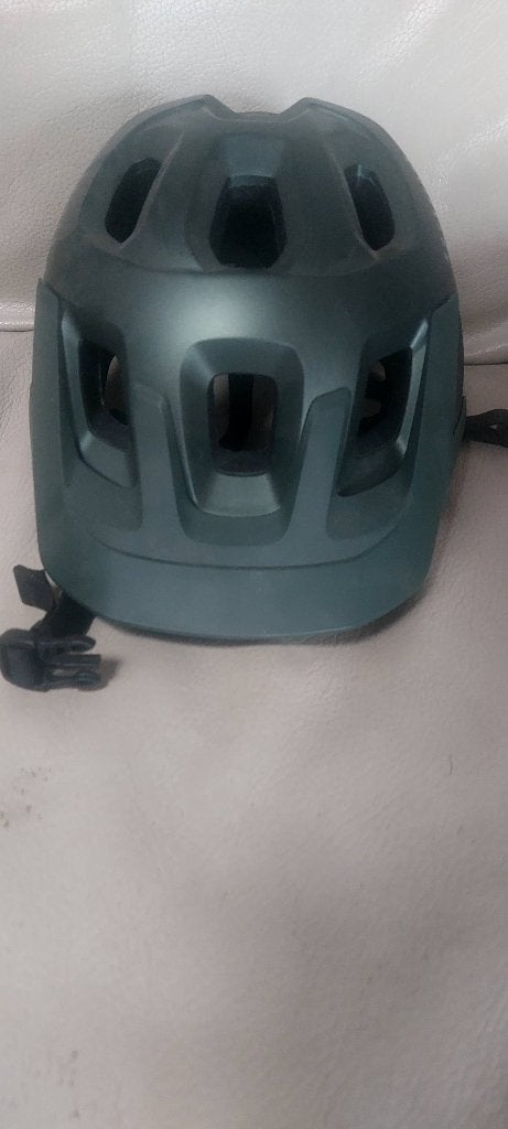 Fiets helm, Ophalen, Zo goed als nieuw, Decathlon, L