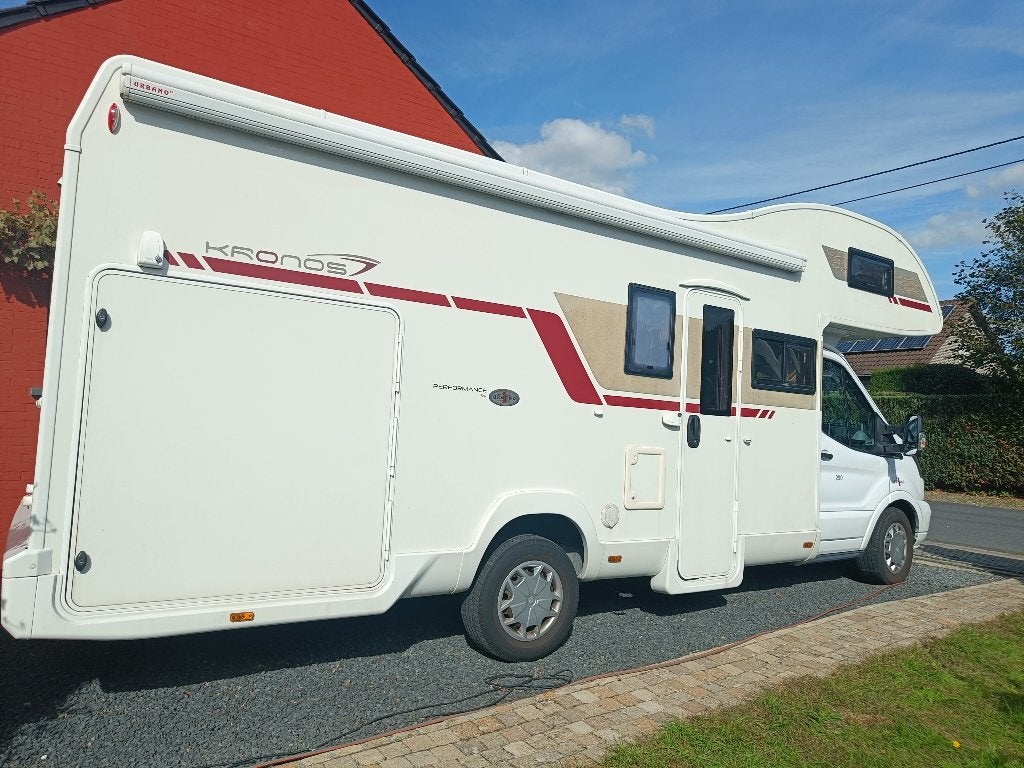 mobilhome Kronos 290 M, Caravanes & Camping, Siège standard, Boîte manuelle, Ford, Chauffage au sol