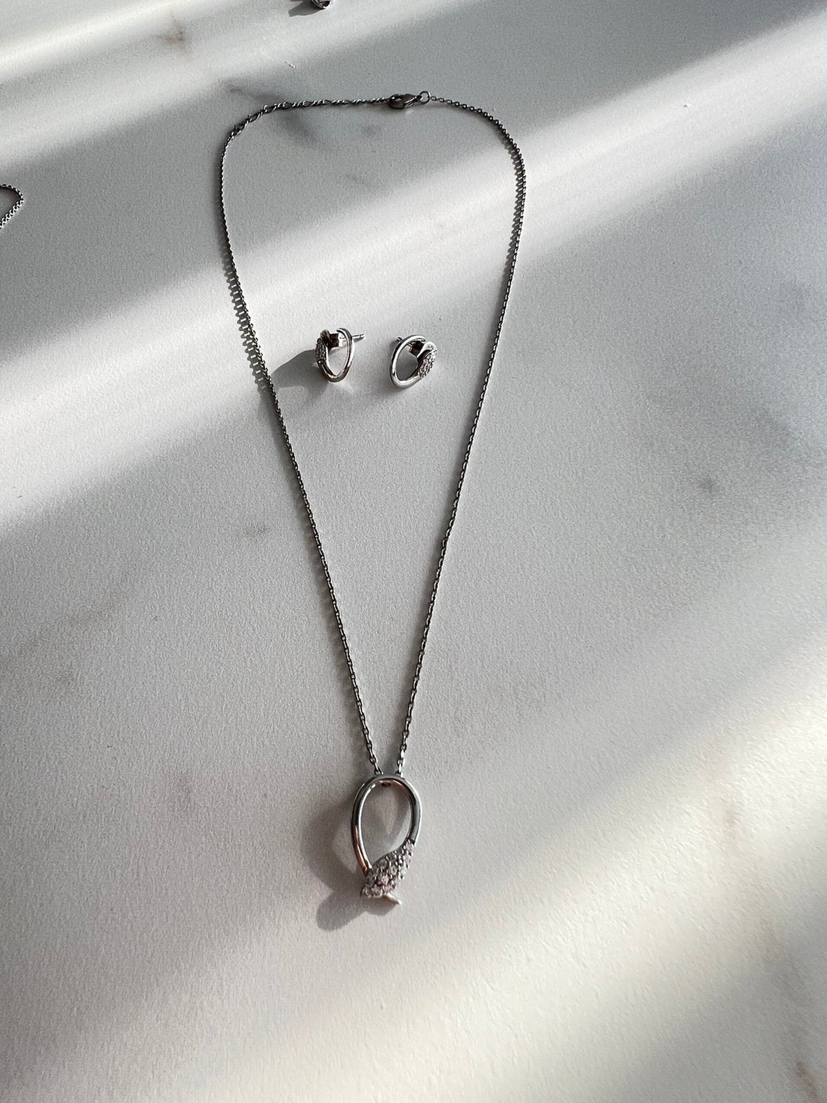 Argent 925, Bijoux, Sacs & Beauté, Colliers, Enlèvement ou Envoi, Comme neuf, Avec cristal, Argent