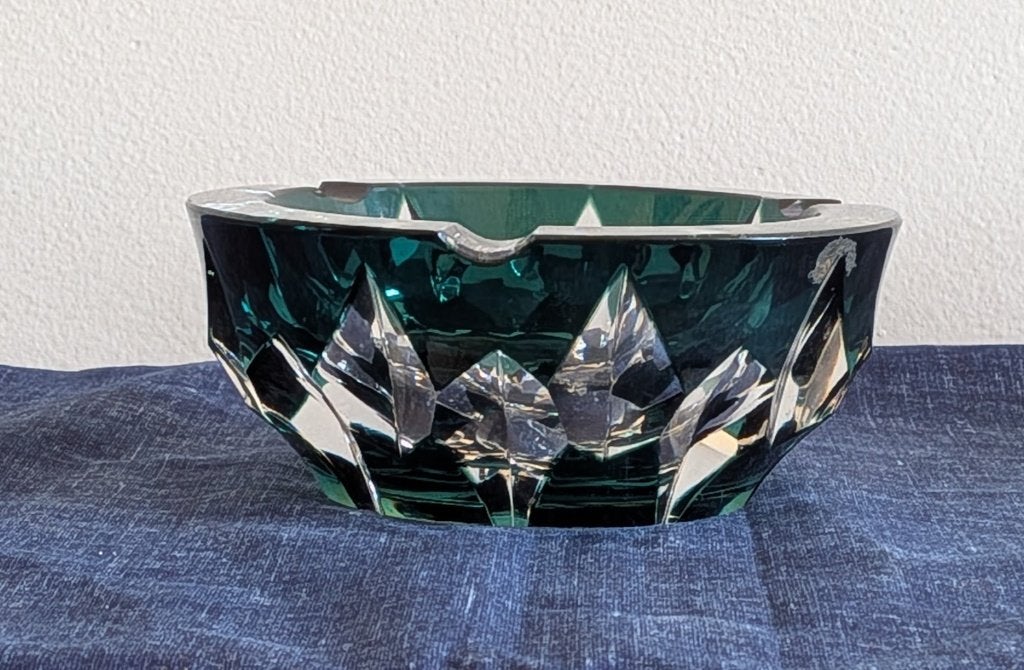 Asbak Val Saint Lambert (VSL) Groen kristal - Gesigneerd, Antiek en Kunst, Ophalen of Verzenden