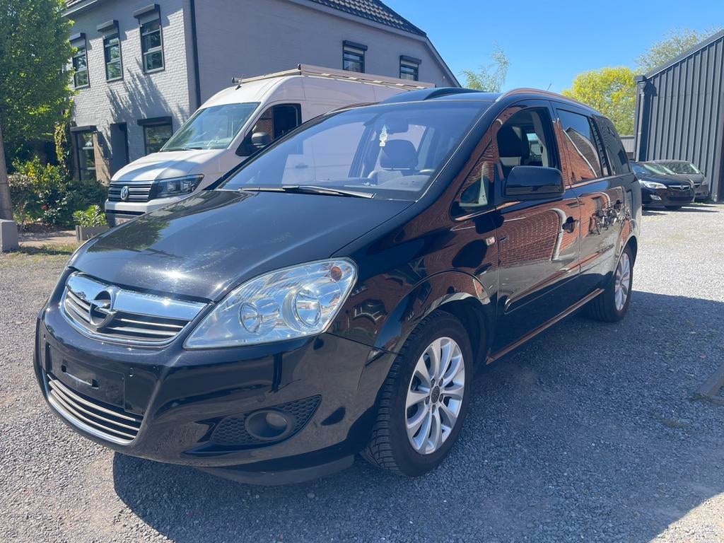 Opel Zafira 1.6iCosmo,7PLaats,Leder,Pano,Sensoren,Cruise,Gps, Auto's, Euro 5, Monovolume, 4 cilinders, Leder