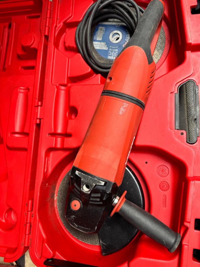 Meuleuse hilti AG 320, Bricolage & Construction, Enlèvement, Comme neuf