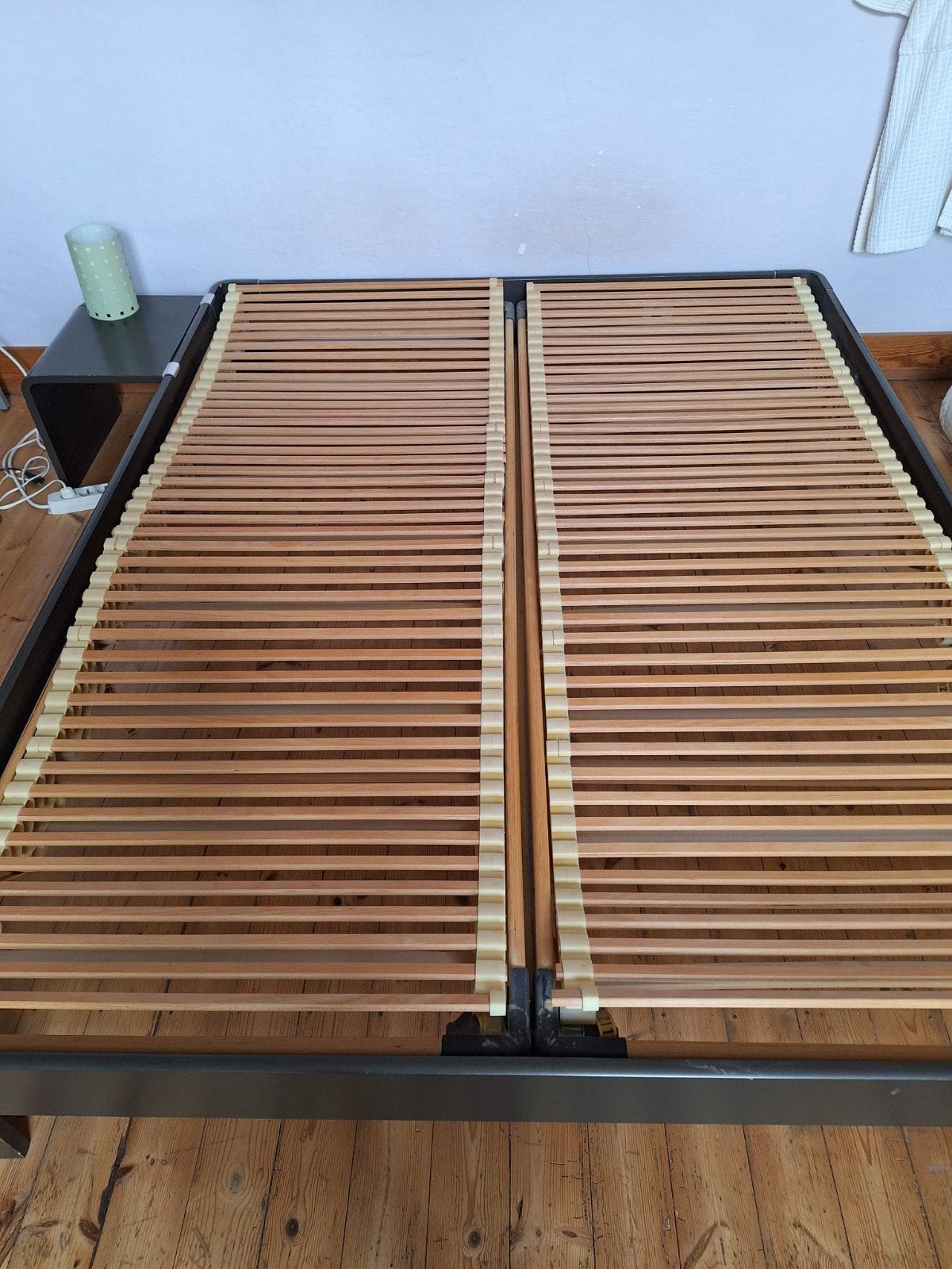 Auping bed 160x200 met nachttafeltje, Enlèvement, Utilisé, Tijdloos, Deux personnes