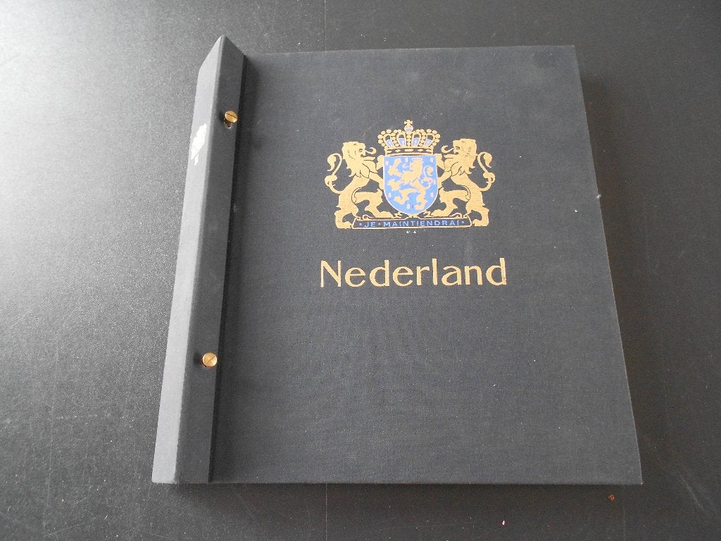 Postzegelalbum, Postzegels en Munten, Verzenden, Verzamelalbum