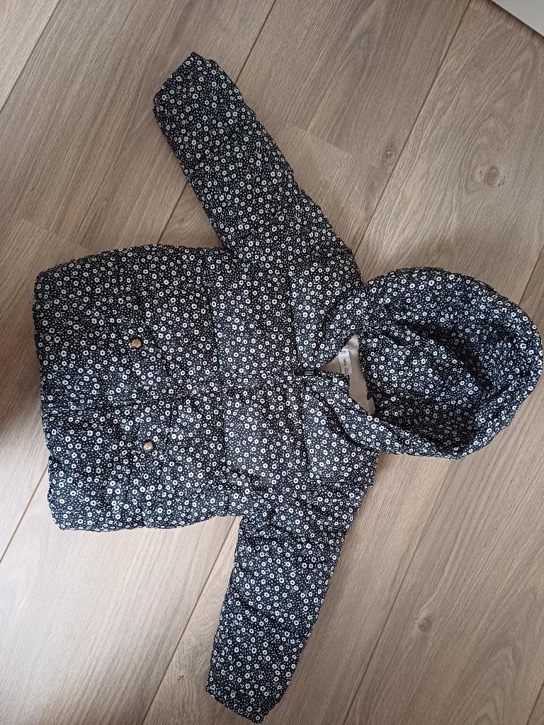 Winterjas maat 98, Kinderen en Baby's, Kinderkleding | Maat 98, Ophalen, Meisje, Mango, Zo goed als nieuw