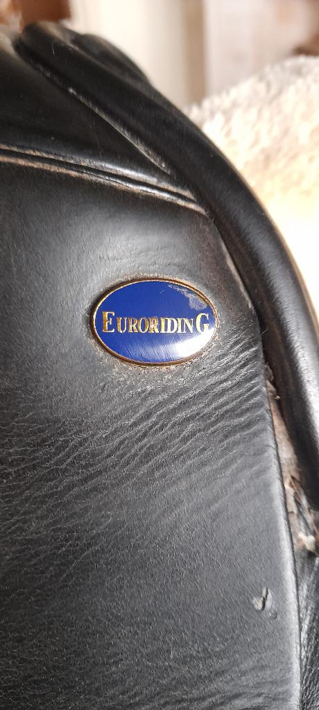 Zadel euroriding diamant, Dieren en Toebehoren, Paarden en Pony's | Zadels, Ophalen of Verzenden, Gebruikt, Dressuur