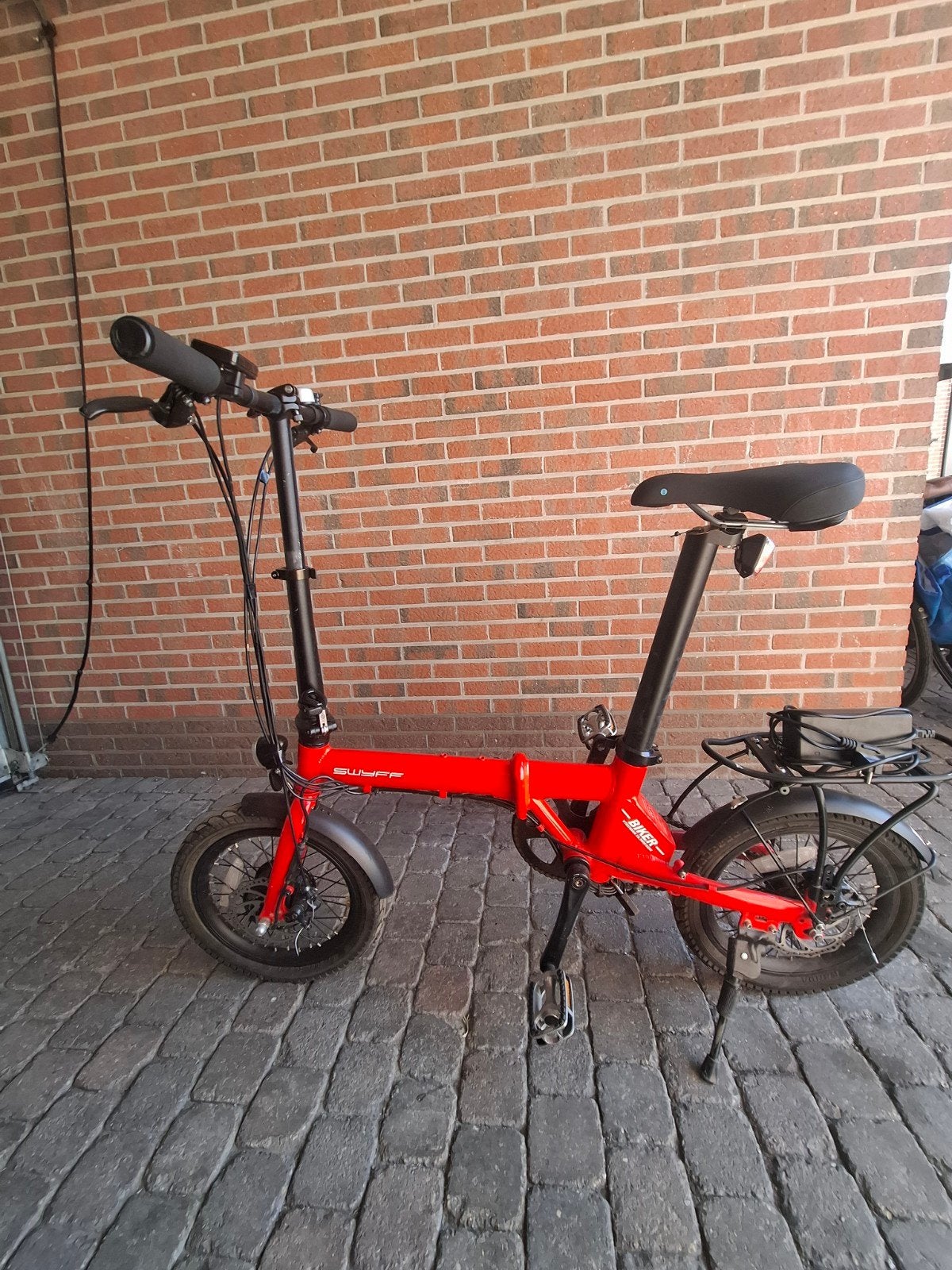 RODE SWYFF PLOOIFIETS, Zo goed als nieuw, Totaal opvouwbaar, Schijfrem, Ophalen