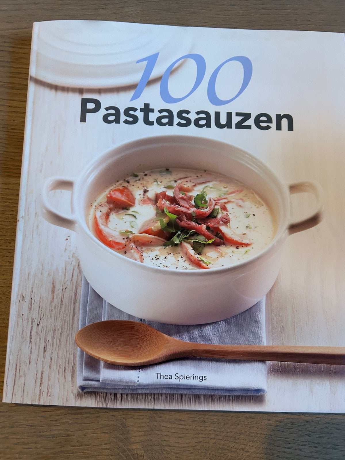 Thea Spierings - 100 Pastasauzen, Boeken, Kookboeken, Zo goed als nieuw, Voorgerechten en Soepen, Hoofdgerechten, Overige typen