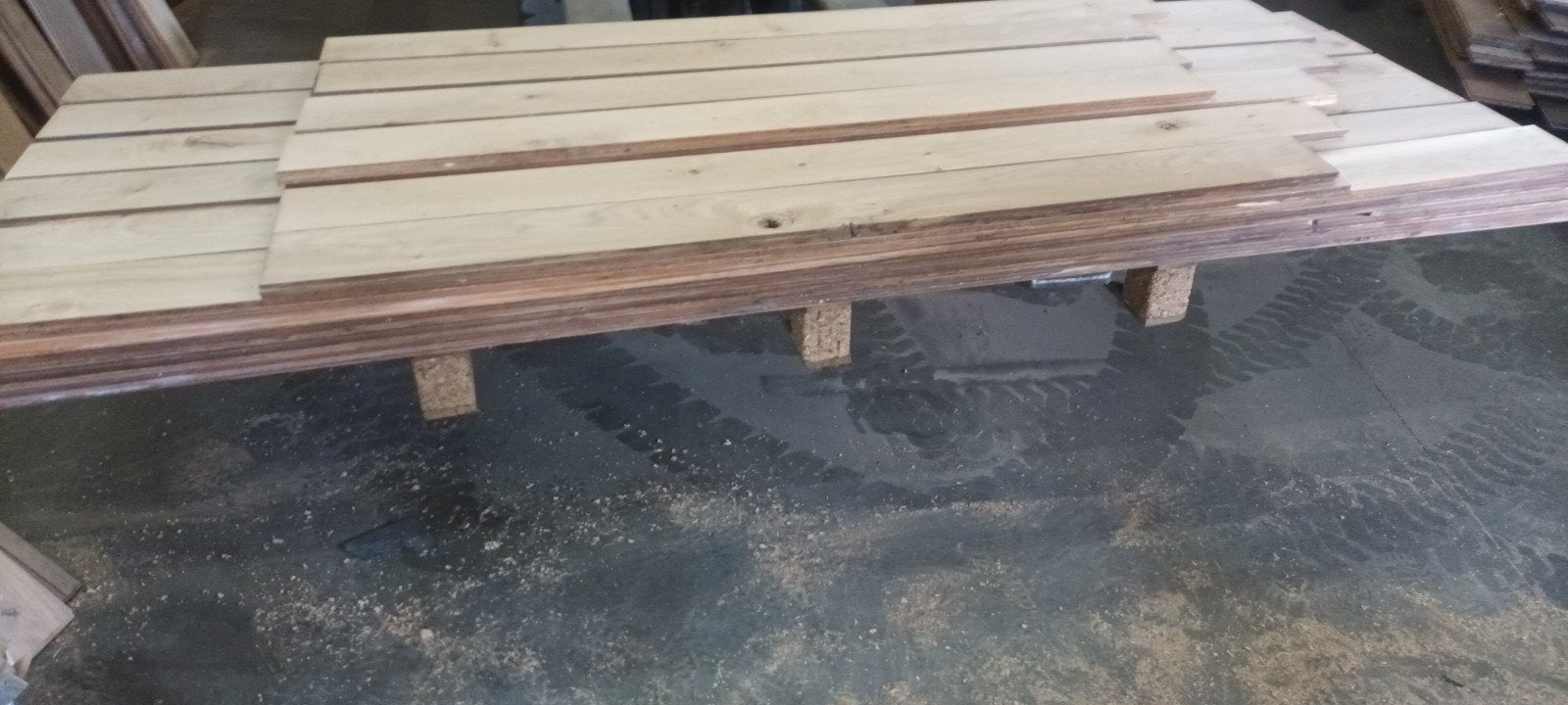 planches en chêne massif, Enlèvement, Chêne