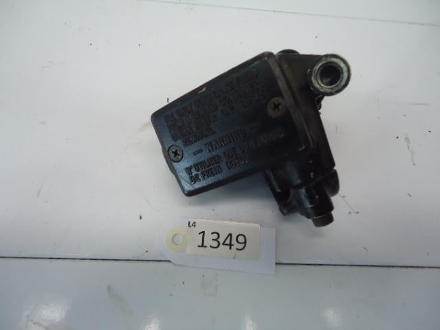 CBX550F 1982 - 1986 Honda Rempomp D1-33509, Motoren