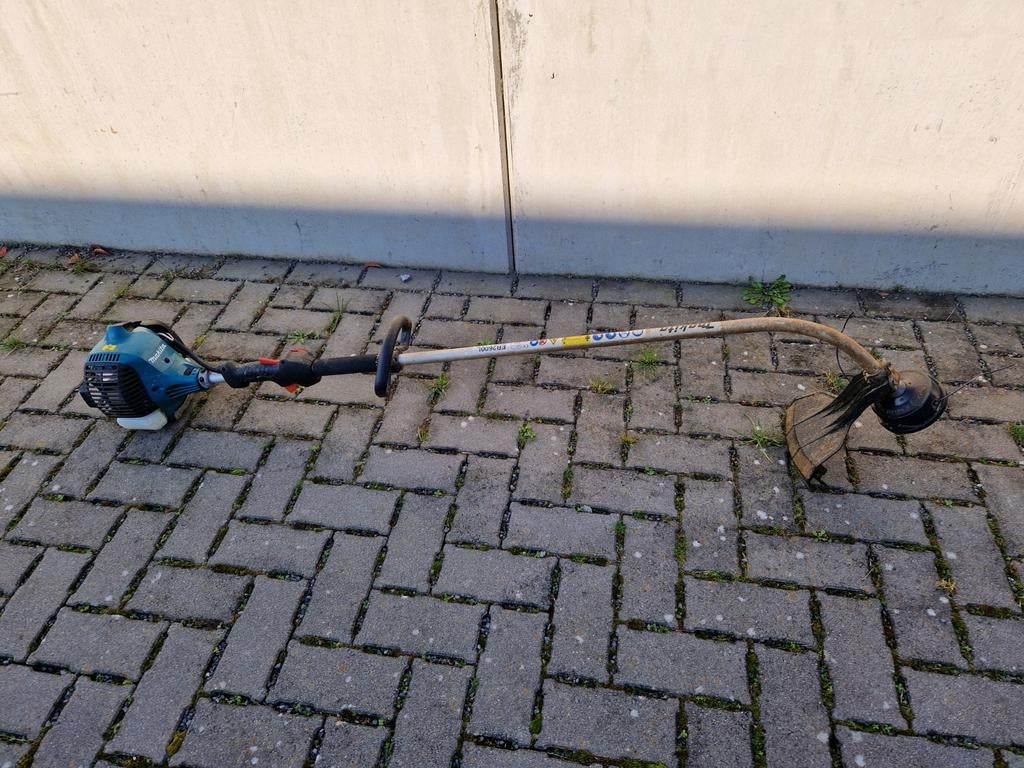 Makita EM2600L 2-takt bosmaaier, Tuin en Terras, Ophalen