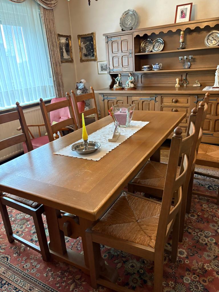 Eetkamer tafel met 6 stoelen en kast, Ophalen, Gebruikt