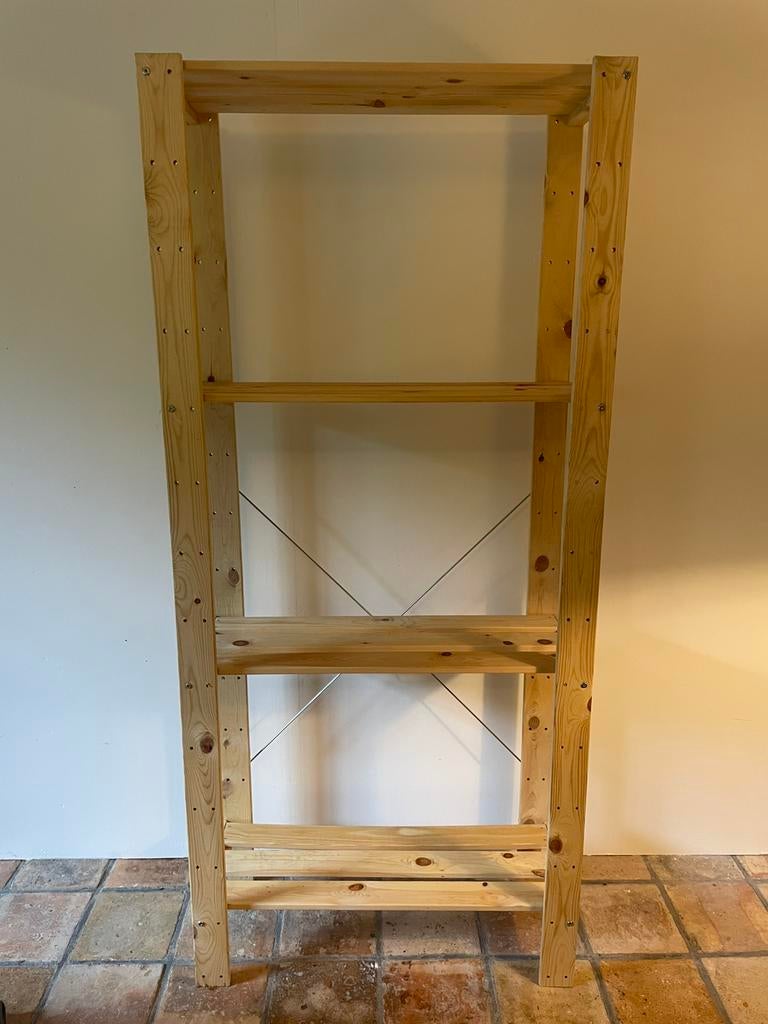 IKEA HEJNE Stellingkast - Naaldhout (78x31x171 cm), Huis en Inrichting, Ophalen, Zo goed als nieuw