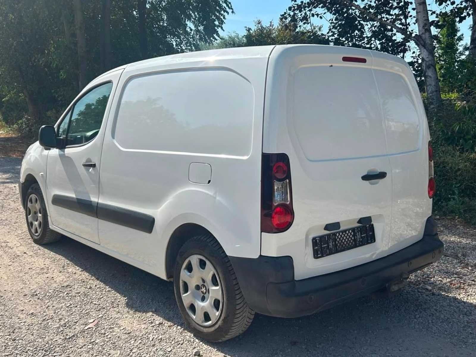 2017 Peugeot Partner lichte vracht - 3 pers - airco - automa, Automaat, Gebruikt, Euro 6, Bedrijf
