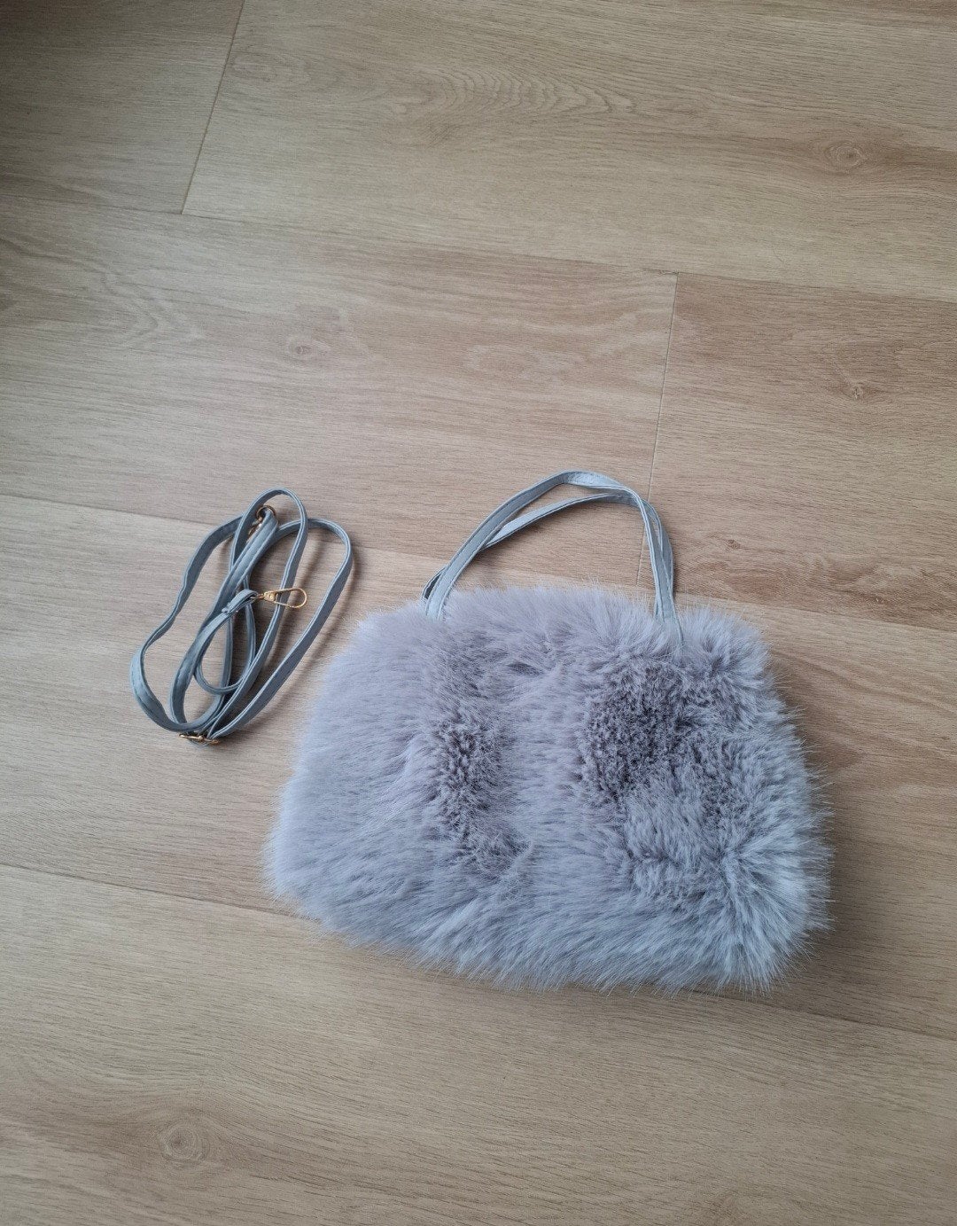 Nieuw! Fluffy Handtas Schoudertas, Ophalen of Verzenden, Nieuw, Grijs, Handtas
