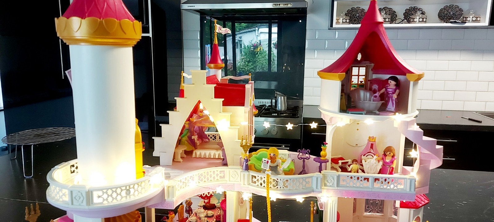 playmobil un grand château princesse super meublé, Enfants & Bébés, Comme neuf, City life, Château/Fort, Kit complet