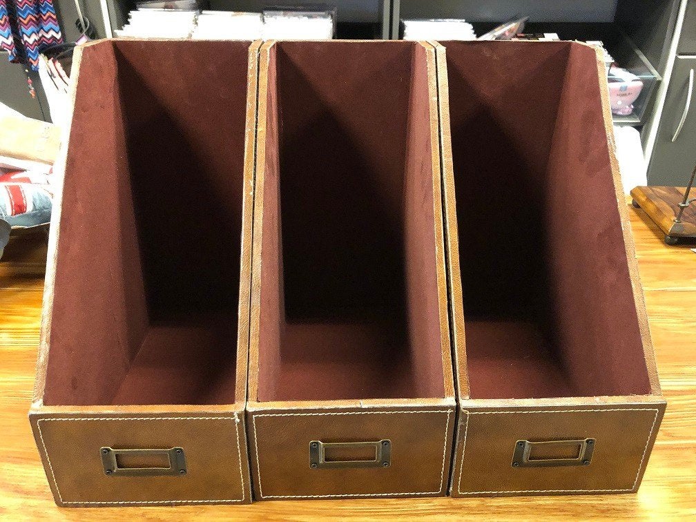 LECTUURBAK ORGANIZER voor MAPPEN - Flamant Riviera Maison, Huis en Inrichting, Woonaccessoires | Krantenbakken en Lectuurbakken
