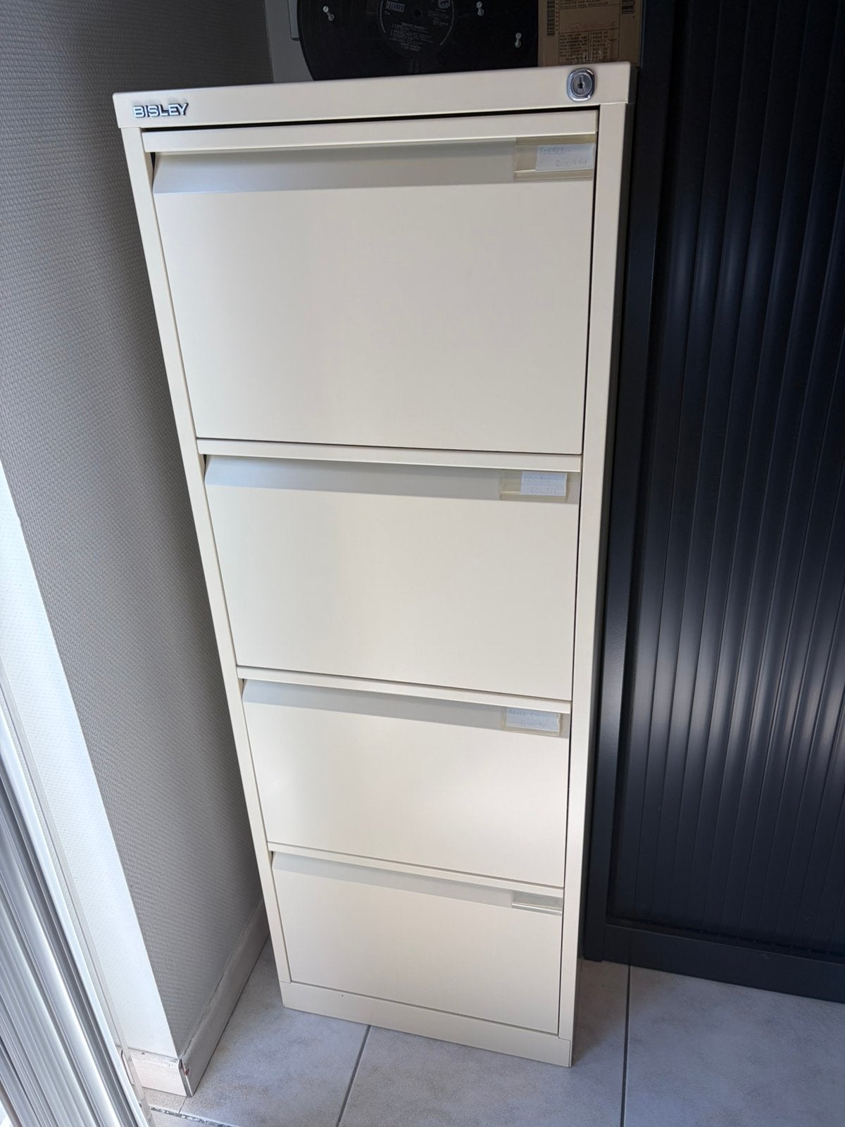 Bisley metalen schuifkast, Enlèvement, Utilisé