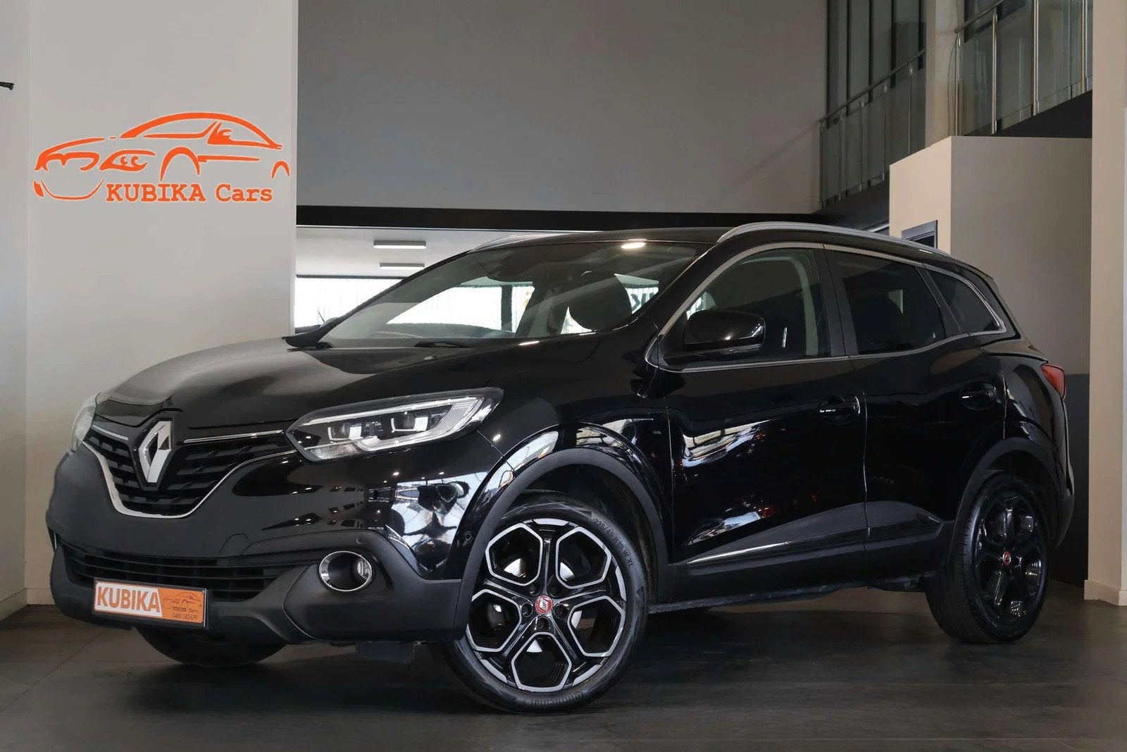 Renault Kadjar Kadjar 1.2 TCe Black Edition Cruise LED Garan, Auto's, Renault, Kadjar, Gebruikt, 4 cilinders, https://public.car-pass.be/vhr/e63b7a1d-36aa-4541-a438-4805a91d2e4f